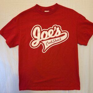 VINTAGE Joe’s Crab Shack Joe Plays Hardball Baseball Theme Red TShirt Sz M